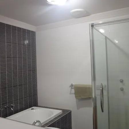 Port Denison Beach Resort Room photo